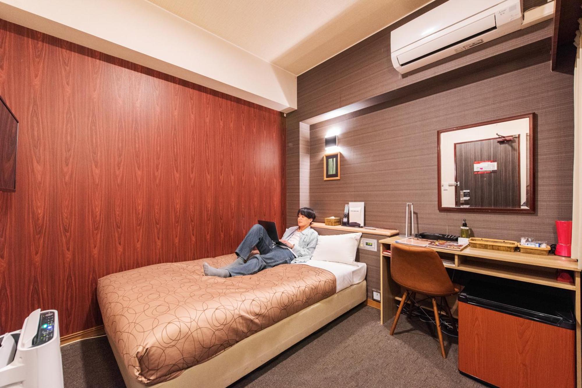 Hotel Relief Kokura Station Kitakyushu Buitenkant foto